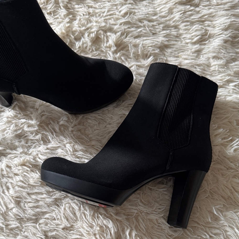 Donald J Pliner high heel boots - Picture 4 of 7